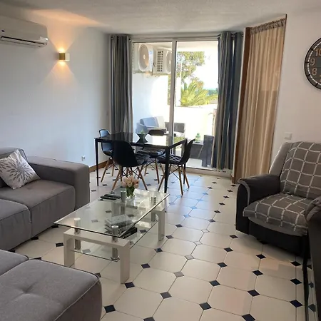 2-bedroom In Albufeira, 10 Minutes From The Beach, With Pool Apartman