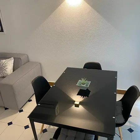 Apartman 2-bedroom In Albufeira, 10 Minutes From The Beach, With Pool