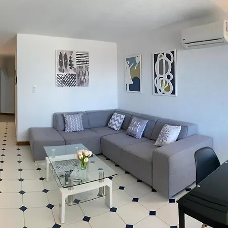Apartman 2-bedroom In Albufeira, 10 Minutes From The Beach, With Pool *