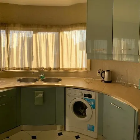 Apartman 2-bedroom In Albufeira, 10 Minutes From The Beach, With Pool