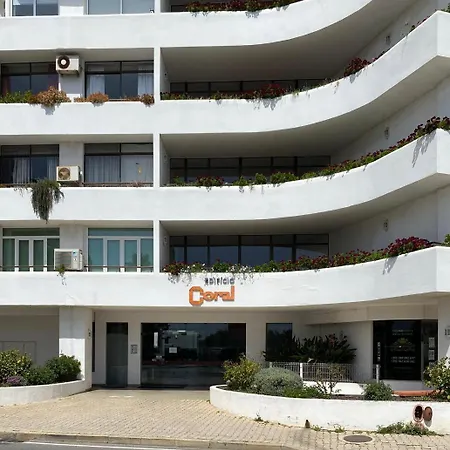 Apartman 2-bedroom In Albufeira, 10 Minutes From The Beach, With Pool Albufeira
